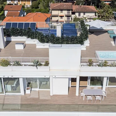 Panoramic Penthouse Rooftop Whit Pool * לידו די קאמאיורה