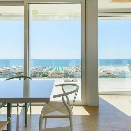 Panoramic Penthouse Rooftop Whit Pool לידו די קאמאיורה