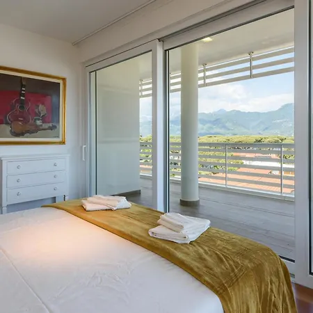 Panoramic Penthouse Rooftop Whit Pool Lido di Camaiore