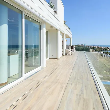 Panoramic Penthouse Rooftop Whit Pool * לידו די קאמאיורה