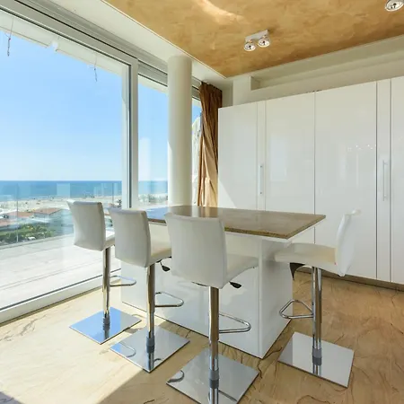 Panoramic Penthouse Rooftop Whit Pool